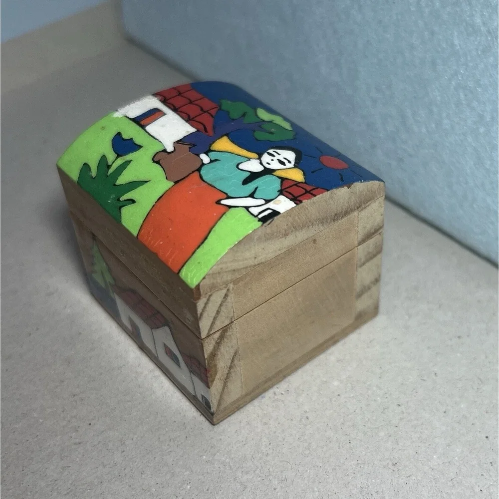 Vintage Nesting La Palma El Salvador Handmade & Painted Wooden boxes